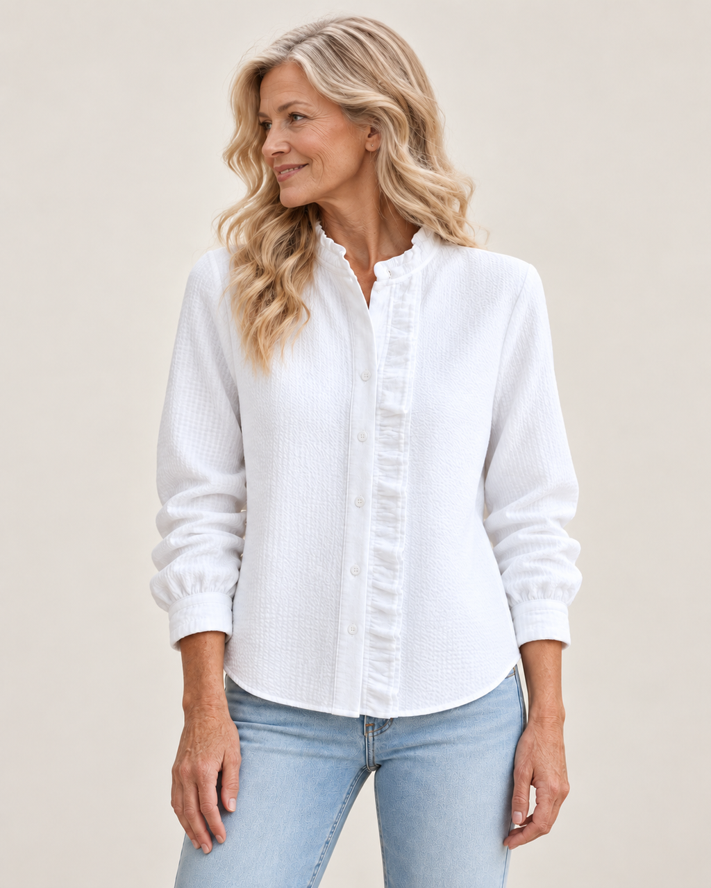 Laura | Bluse mit Rüschendetails – Produktansicht