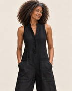Lorraine | Ärmelloser Jumpsuit mit Stehkragen – Valtor