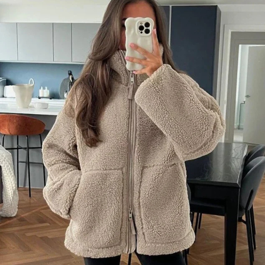 Anastasia | Teddyjacke mit Stehkragen