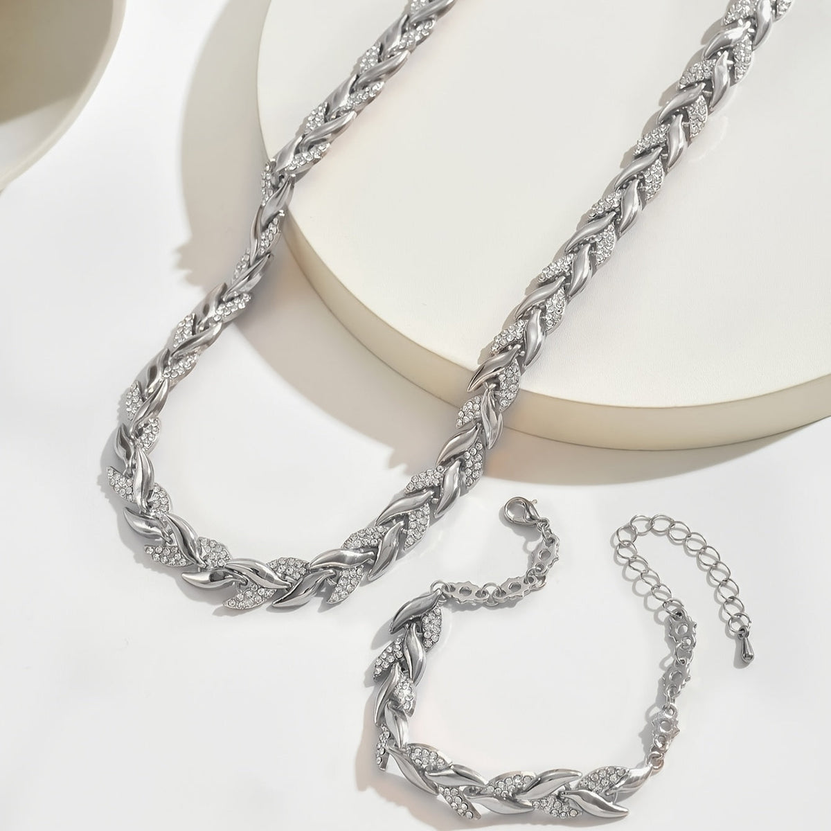 Ingrid | Schmuckset mit Blattmotiv