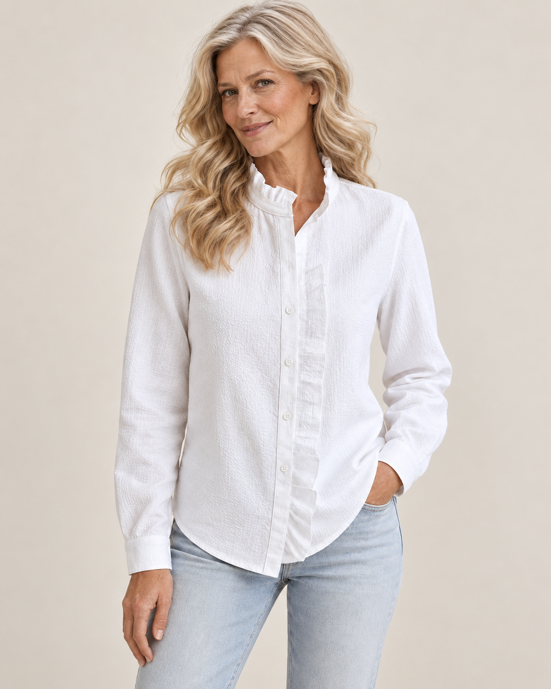 Laura | Bluse mit Rüschendetails – Produktansicht