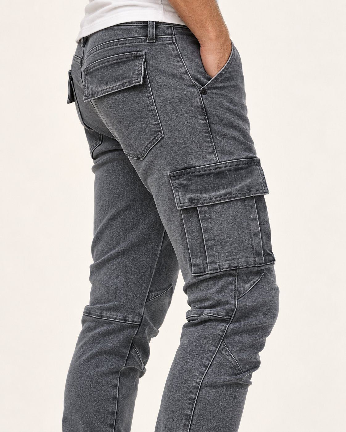 Jens – Cargo-Jeans – Ansicht 5 am Valtor-Modell