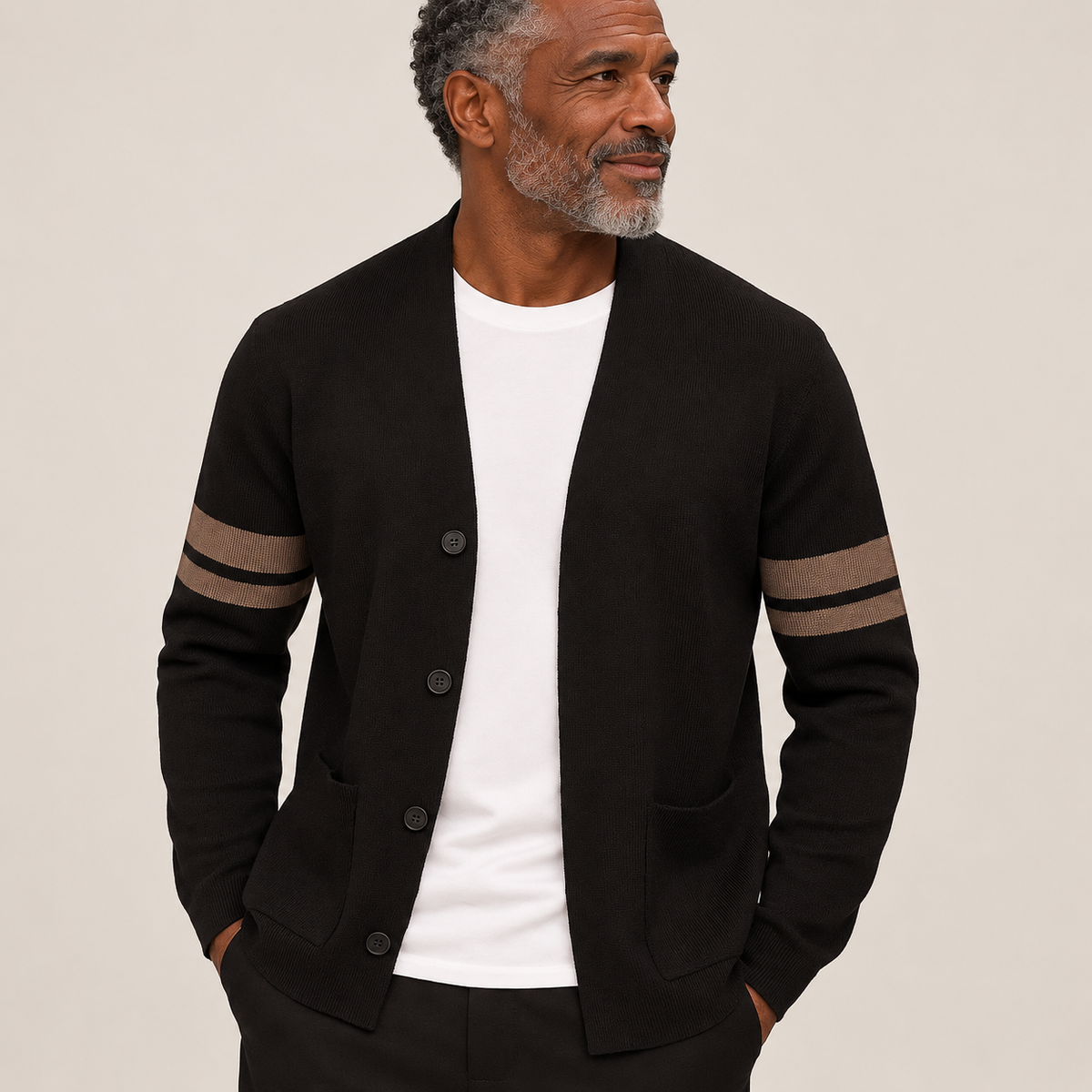 Tobias | Strickjacke mit Knöpfen und Fronttaschen