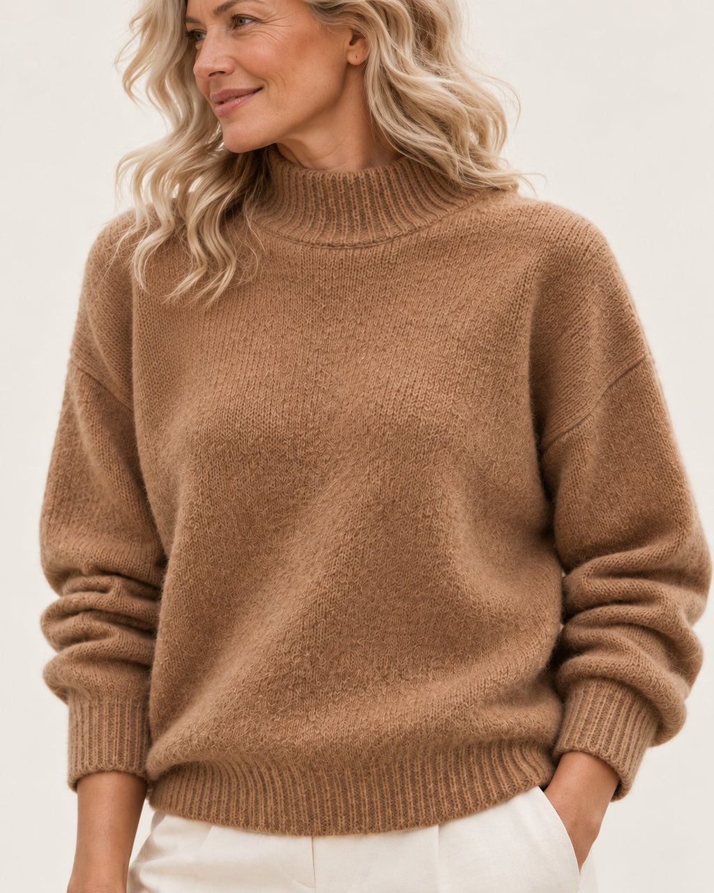Lene | Lockerer Pullover mit Stehkragen