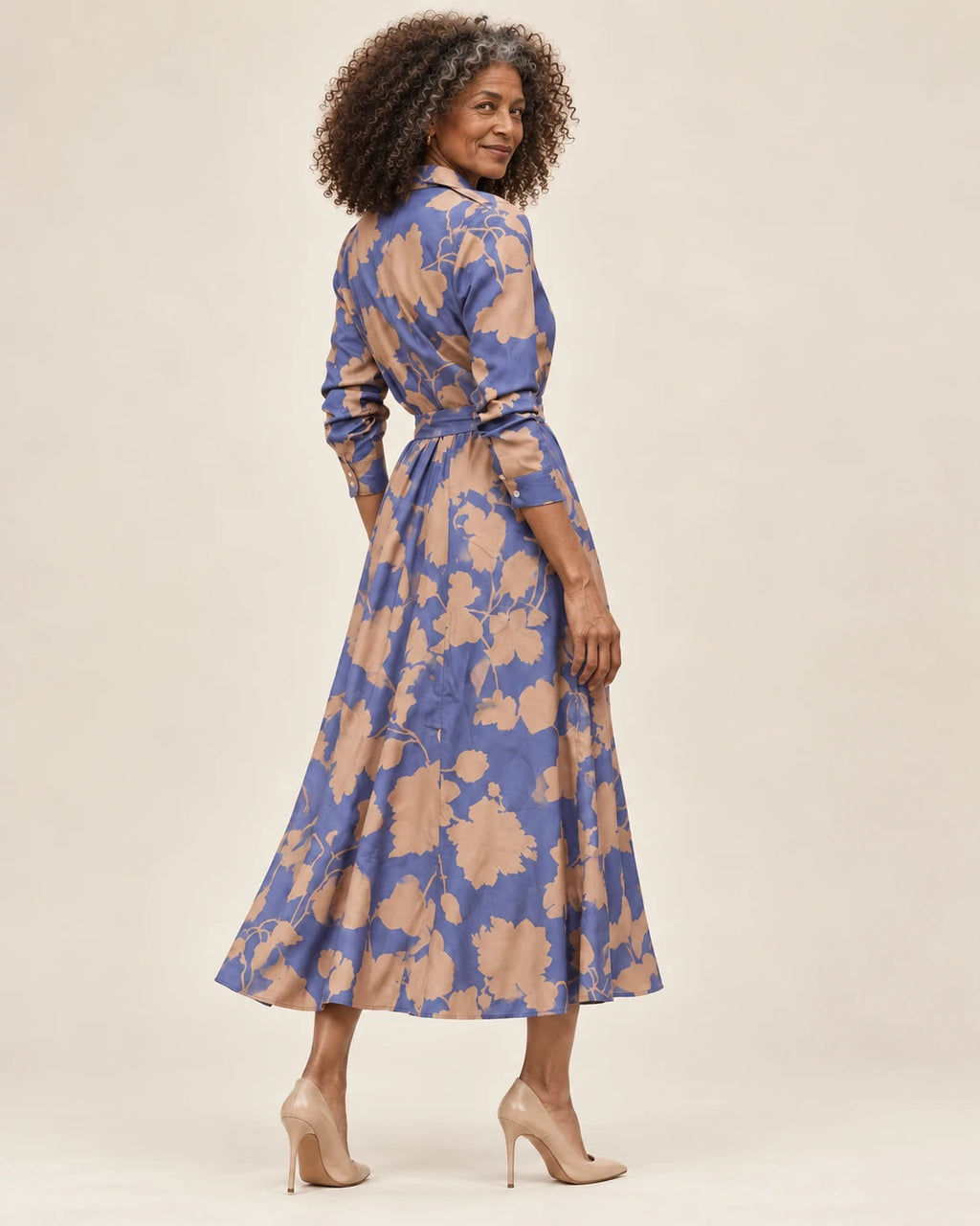 Marieke | Midikleid mit Taillengürtel – Valtor Modell F55