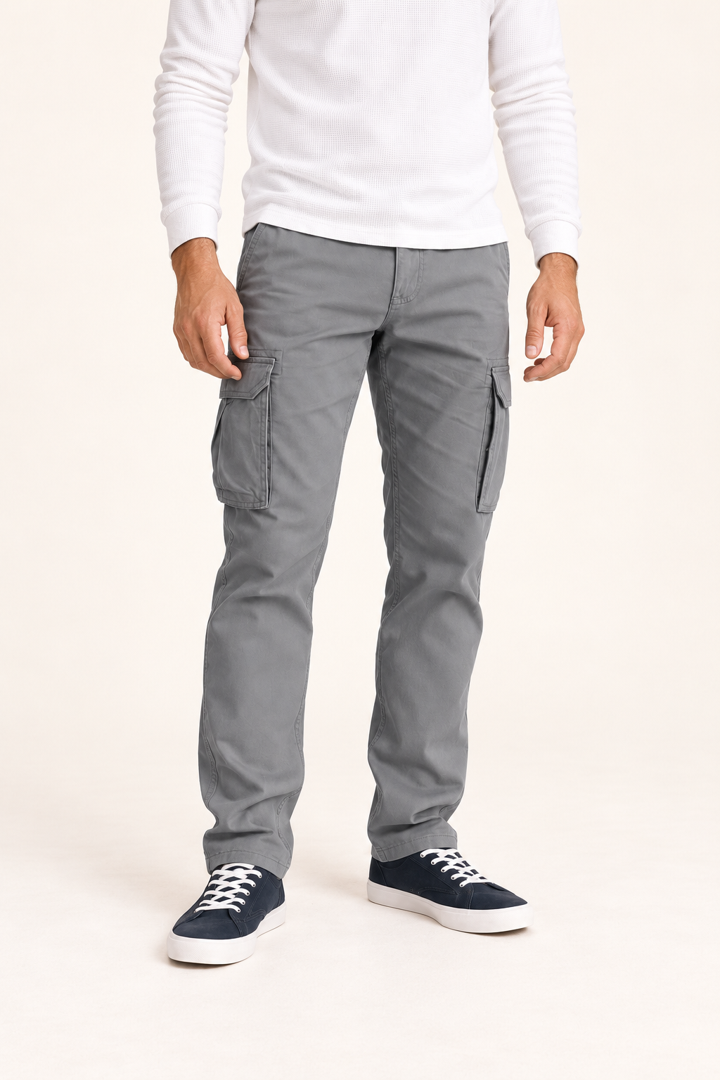 Sebastian | Cargohose mit schmalem Schnitt – Produktansicht