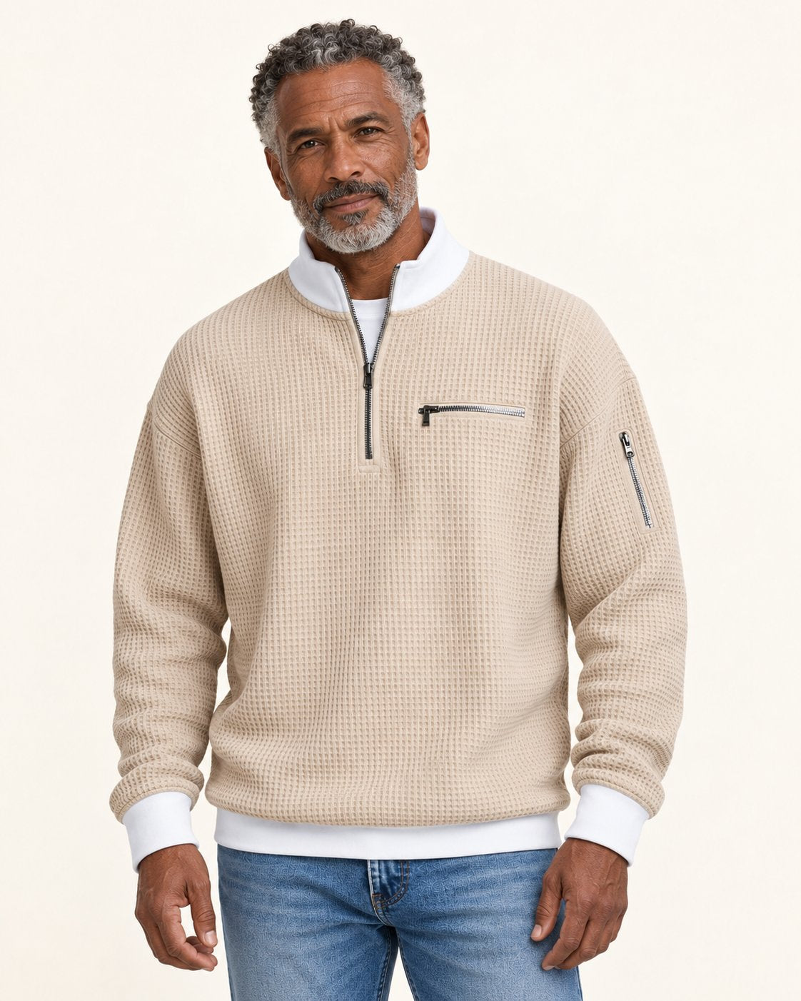 Waffelstrick-Pullover mit kurzem Reißverschluss am Valtor-Modell
