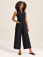 Lorraine | Ärmelloser Jumpsuit mit Stehkragen – am Valtor-Modell
