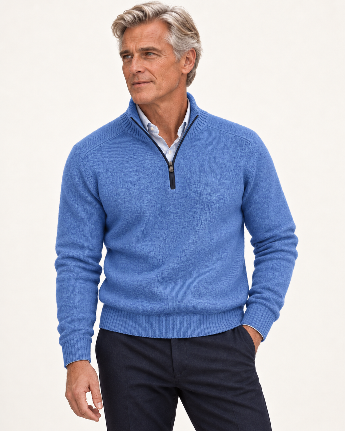 Sven – Pullover mit Reißverschlusskragen, getragen von einem älteren Valtor-Modell