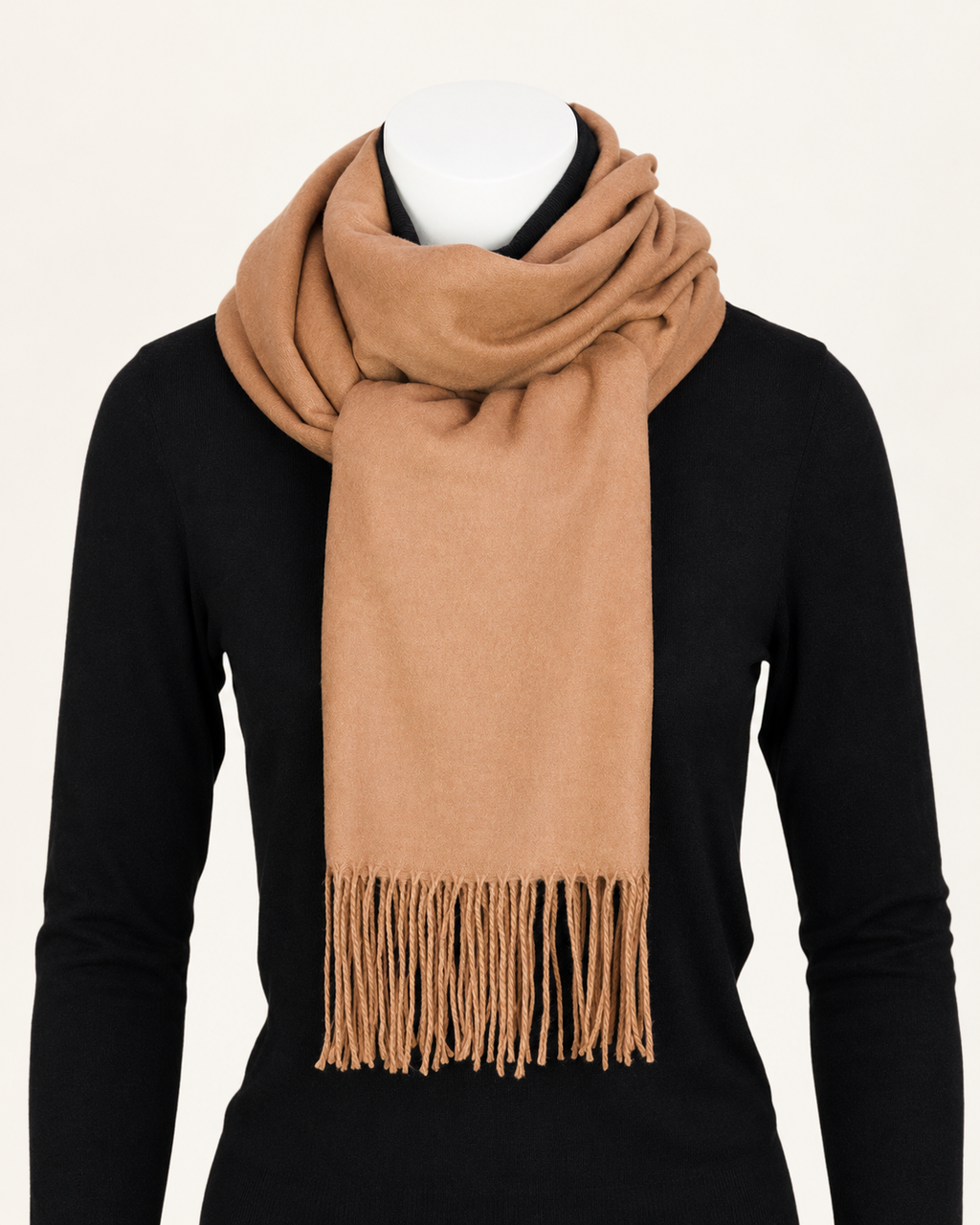 Marlene Schal in Camel mit Fransen
