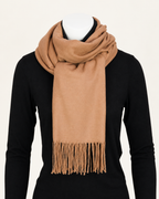 Marlene Schal in Camel mit Fransen