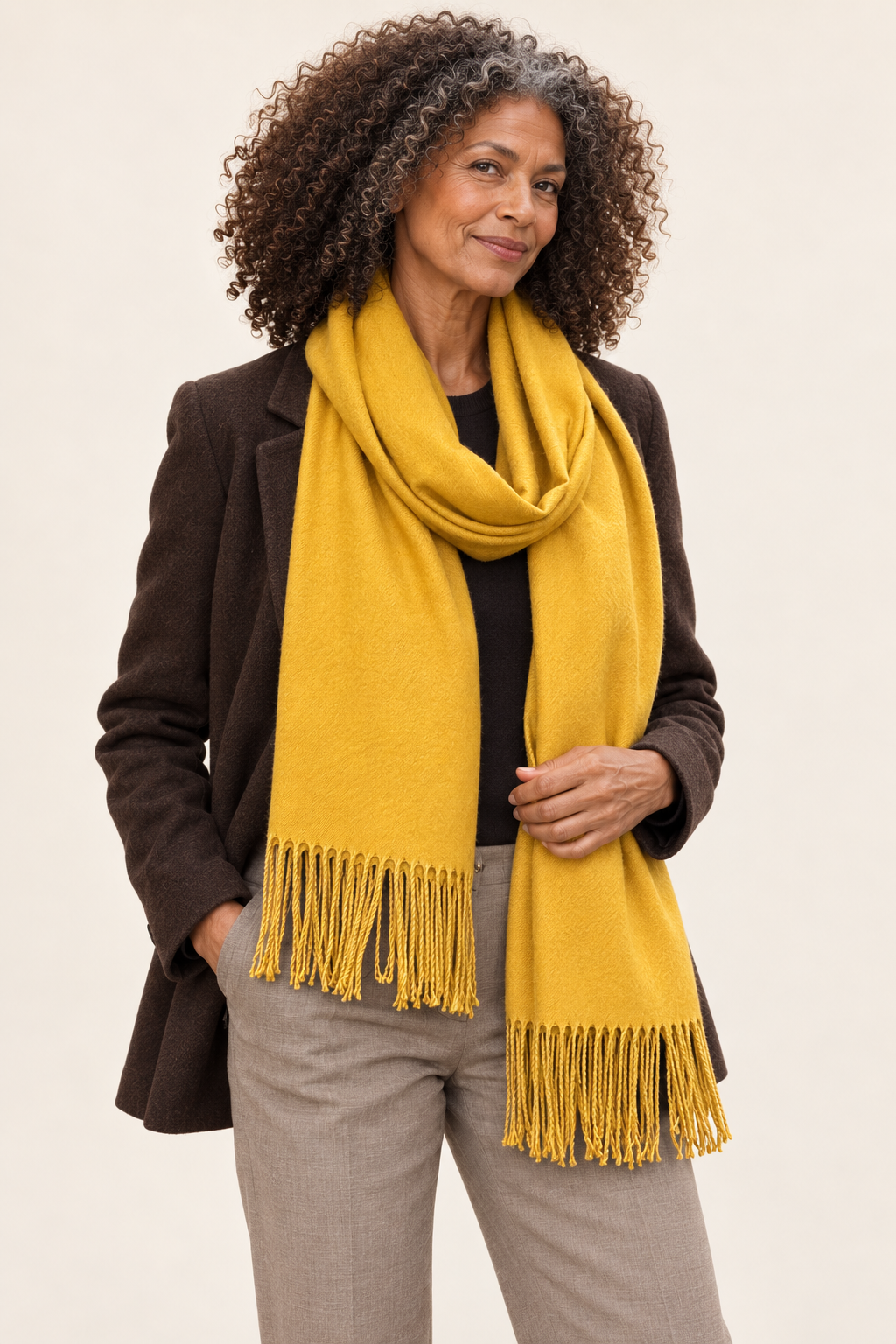 Valtor Archiv | Marlene Senfgelb – früheres Damen-Styling