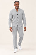 Bastian | Set aus Shirt und Hose mit Waffelstruktur – am Valtor-Modell