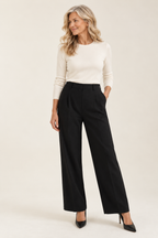 Dorothy Damenhose in Schwarz am Valtor-Modell